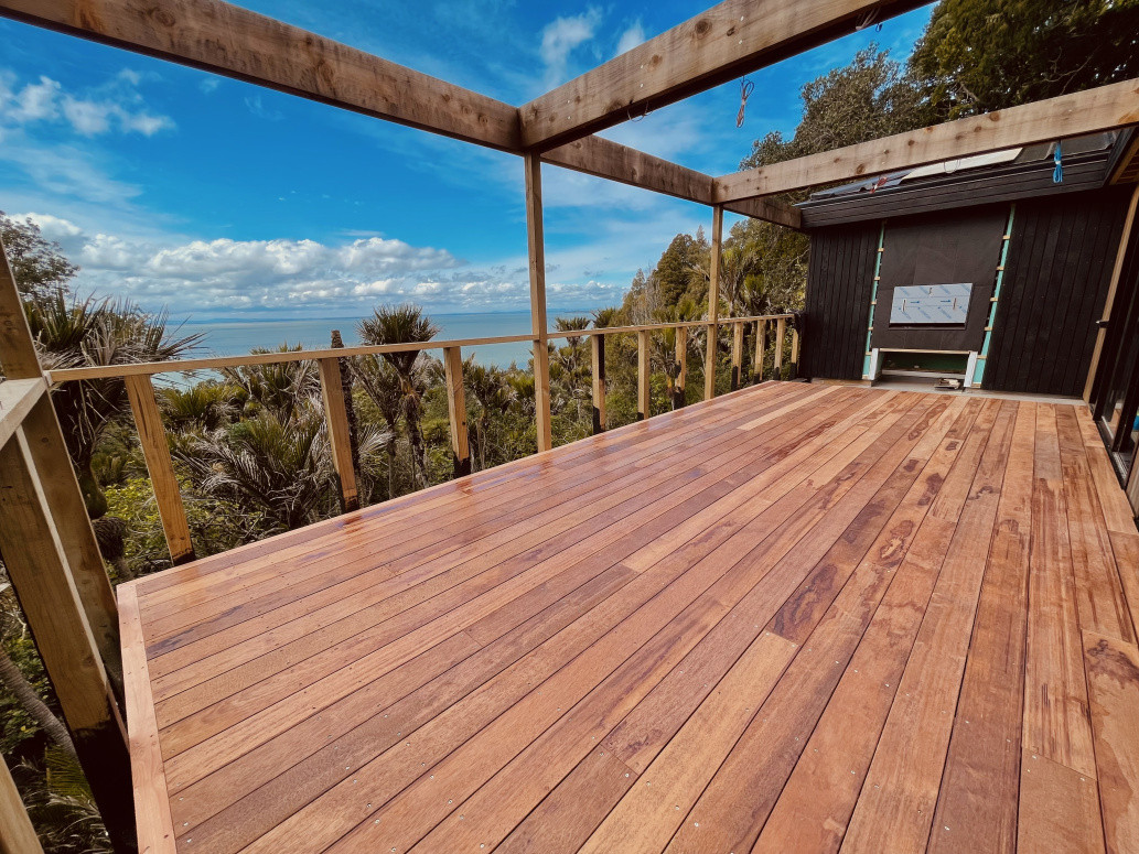 Work views don’t get much better than this. We loved working on this spec build. This Kwila deck is supported by Nurajacks over a membrane substrate.