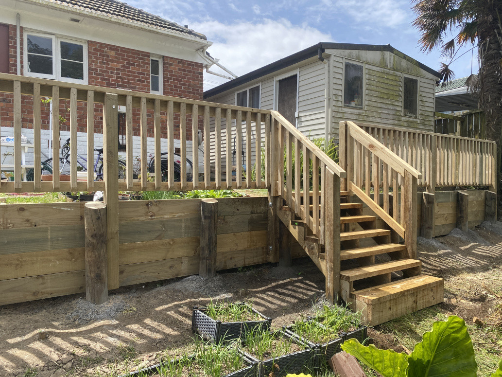 retaining wall and handrails