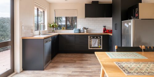 A Sleek New Flat Pack Revived This Outdated 2000’s Kitchen