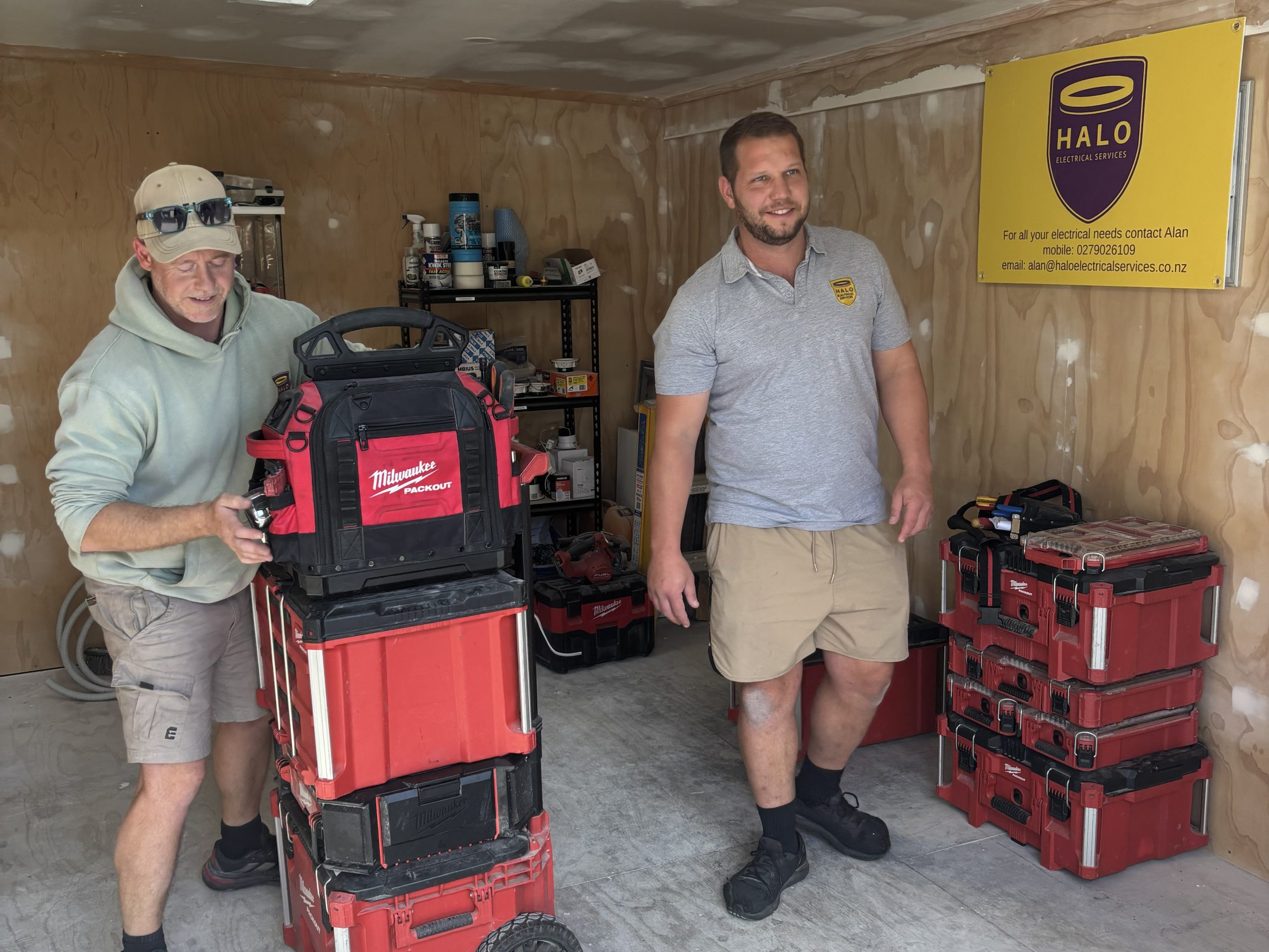 alan-and-martin-halo-electrical-services