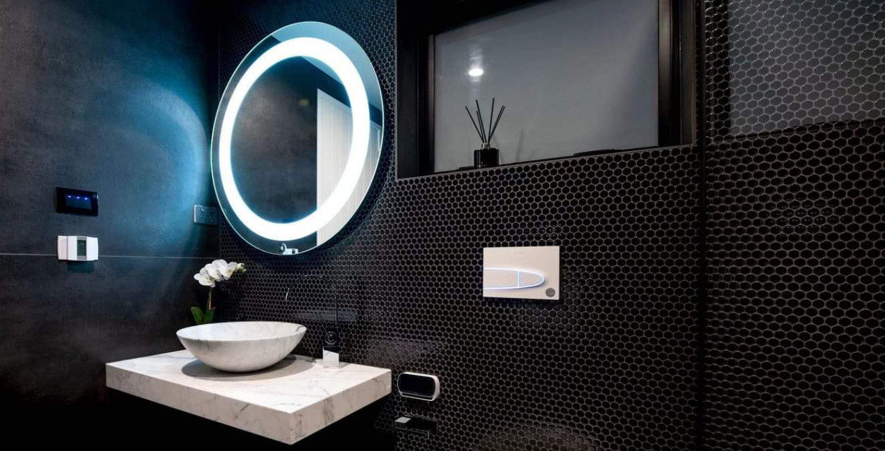 Bathroom feature wall