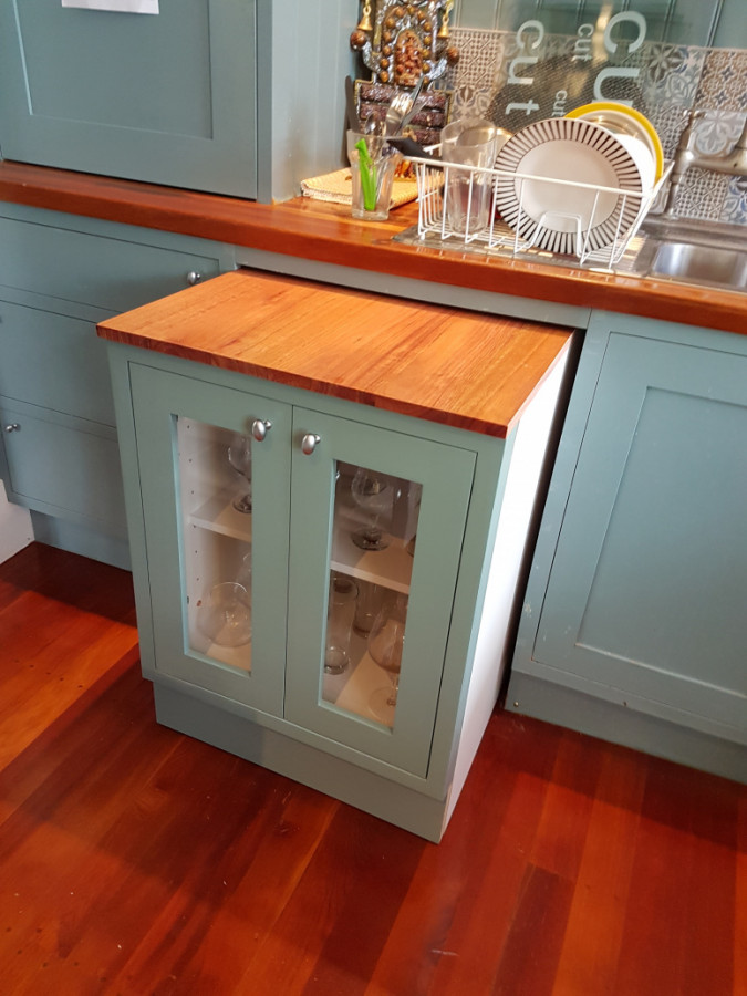 Kitchen Cabinet