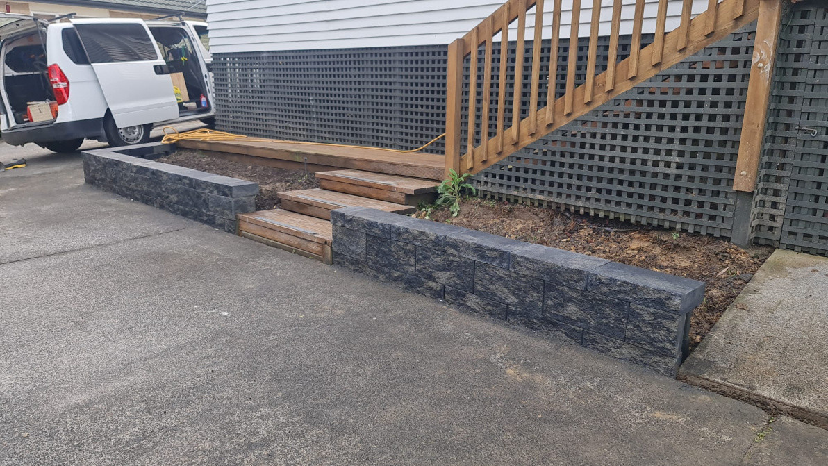 Keystone Retainer Wall Builderscrack