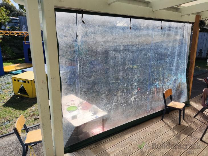 Outdoor blind supply and installation ( 771008) Builderscrack