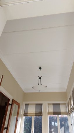 Ceiling in the sunroom