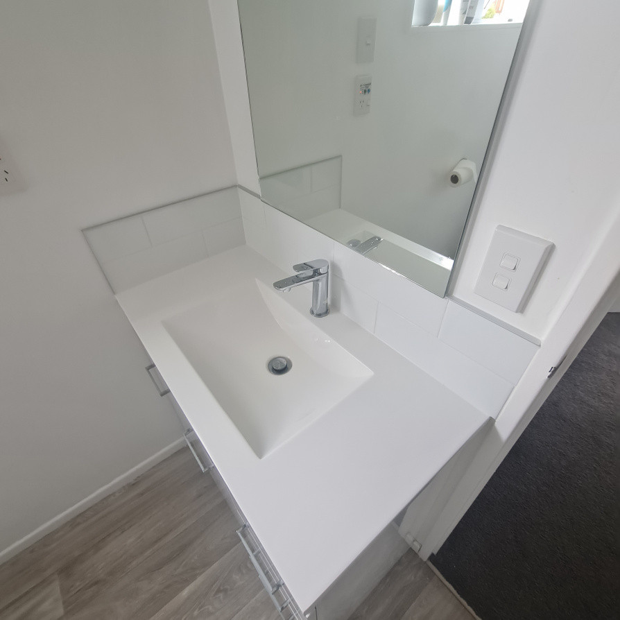 Ensuite basin