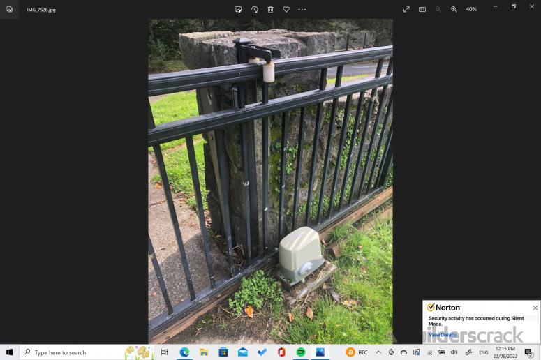 Electrician gate needs fixing or replacing ( 779615) Builderscrack