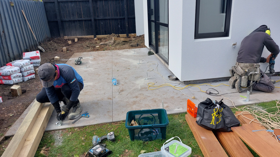 Deck | Builderscrack