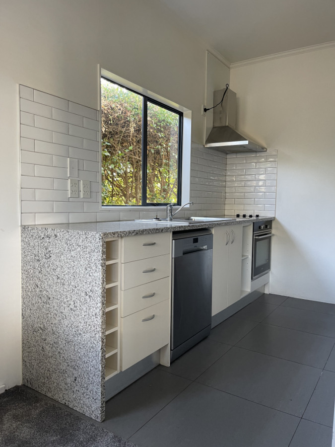 Fully refurbished  kitchen for a 2 bedroom  home