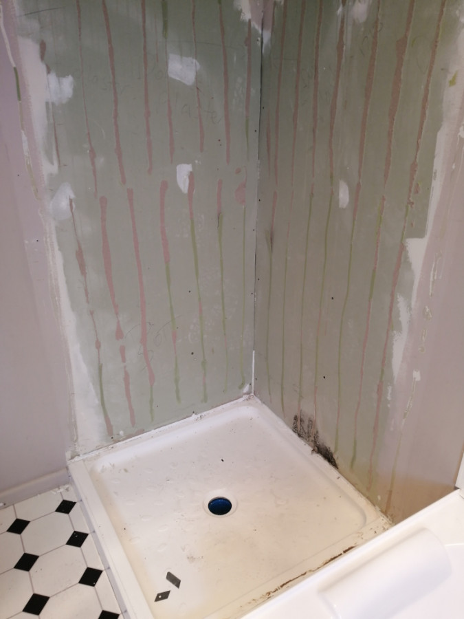 Shower tray replacement Builderscrack
