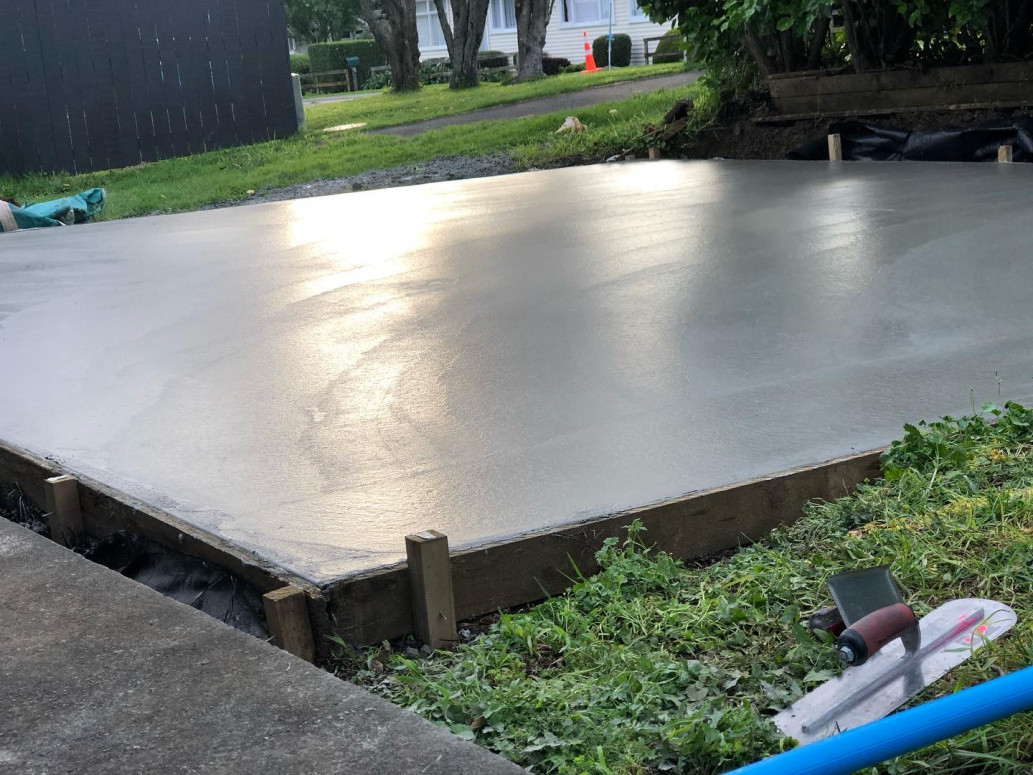 After - Smooth trowel finish.