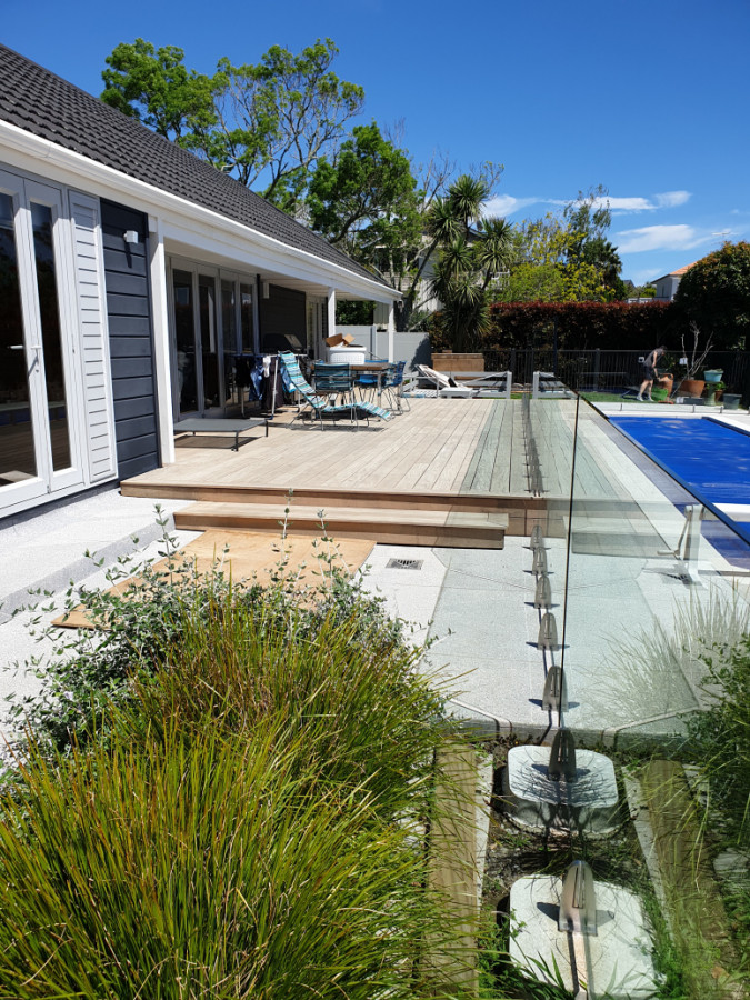 Vitex Deck & Pool Glass