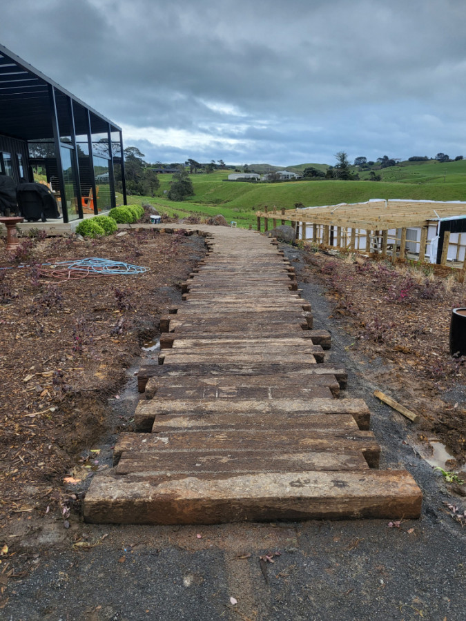 Staggered Sleeper Path