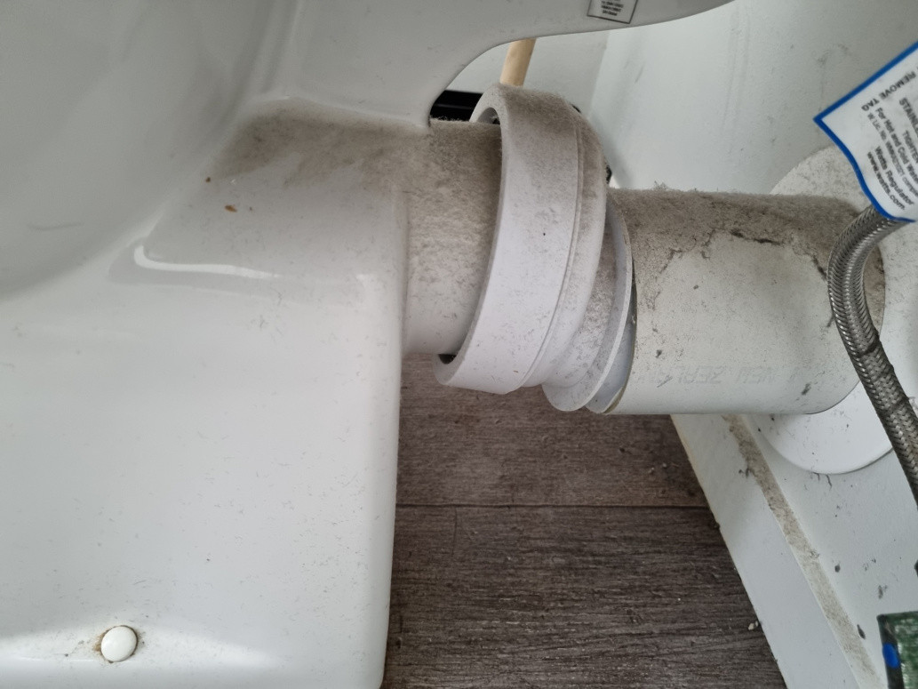 Exsiting pan connector restricting flow