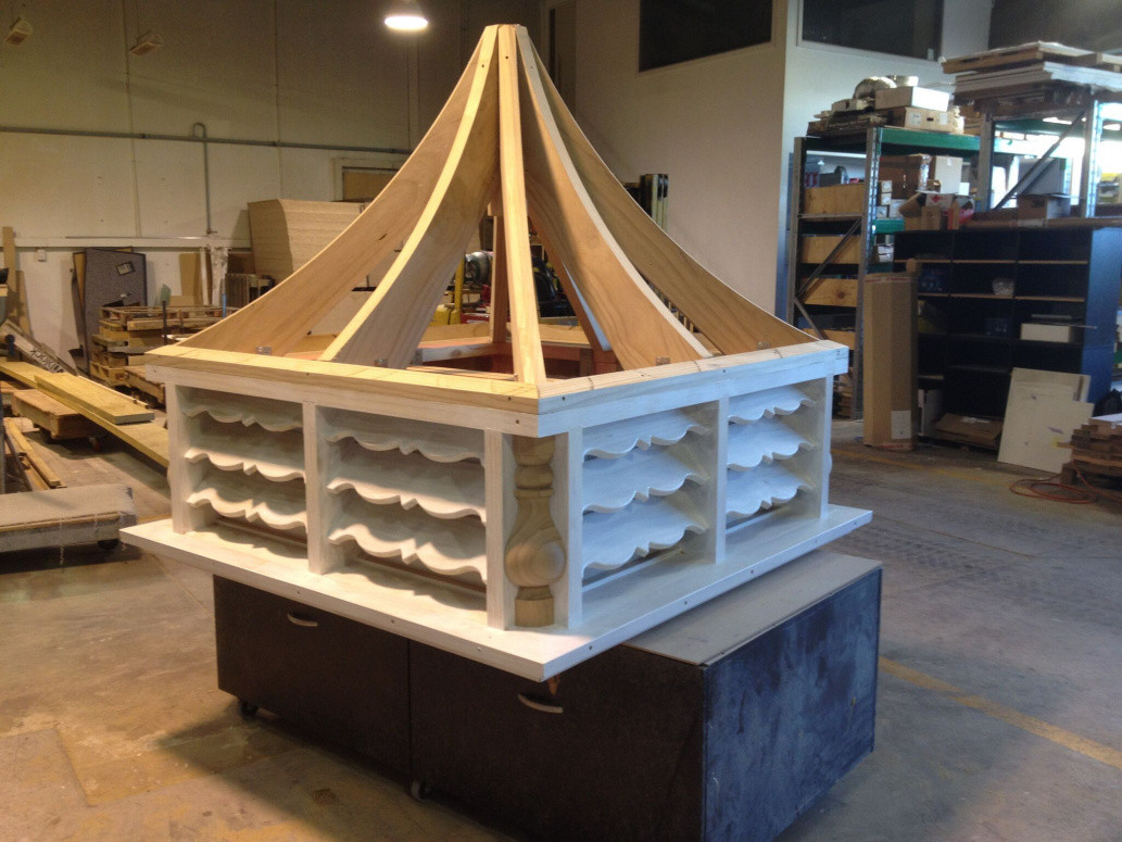 H3 Pine roof vented cupola
