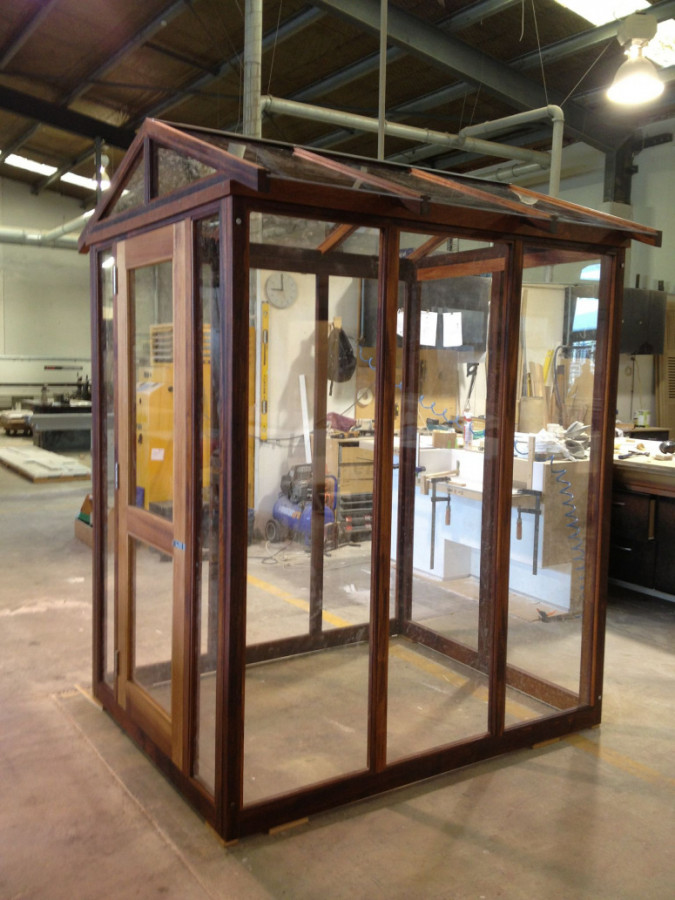 Kwila glasshouse