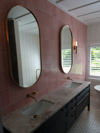 Double sink vanity