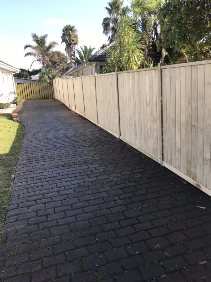 Shiplap fencing with a capping