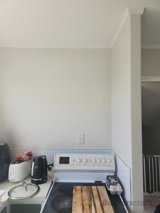 ELECTRICIAN needed remove oven ( 825291) Builderscrack