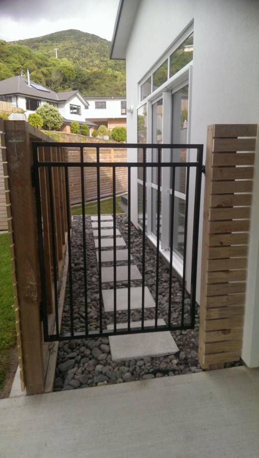 Aluminum gates & fences.