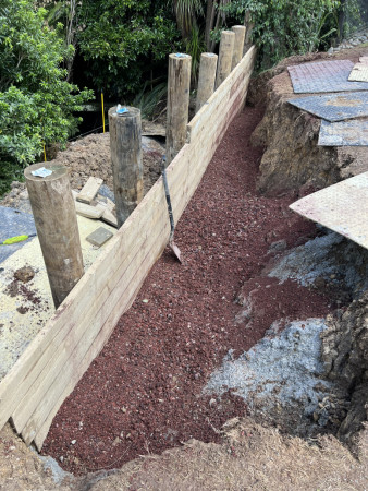 Scoria for drainage