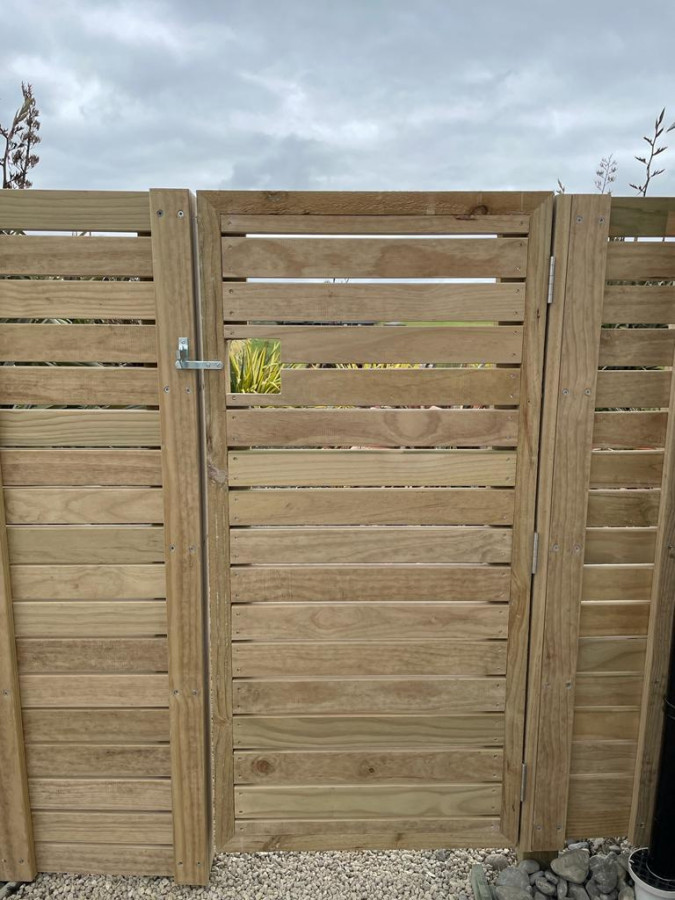 Pine privacy screen and gate