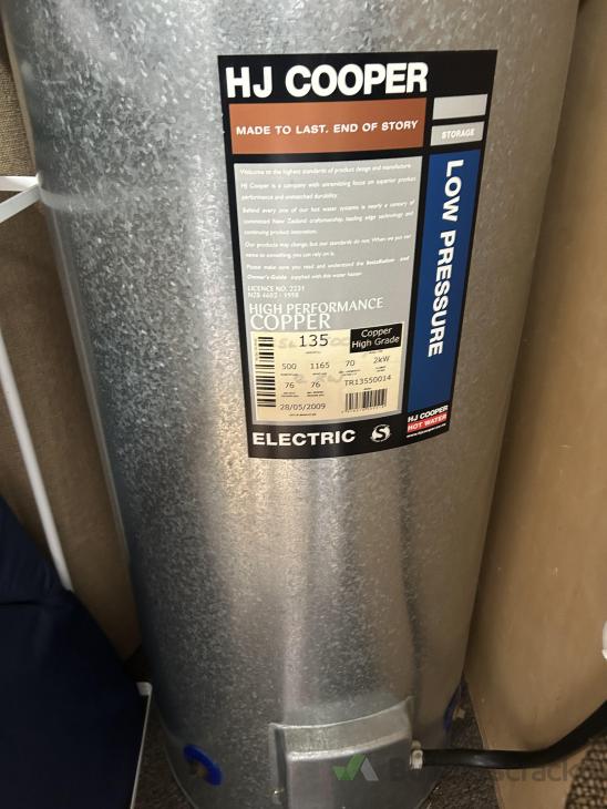 Hot water cylinder electrical job (# 840746) | Builderscrack