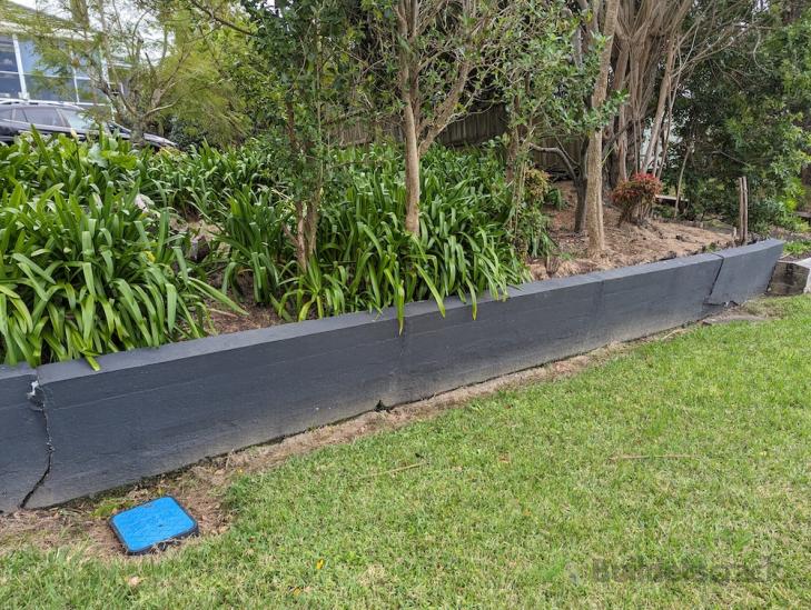 Remove and replace retaining wall ( 842644) Builderscrack