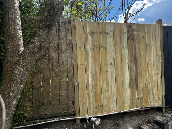 Repairing just that portion of the fence, the Home owner was really happy with the job