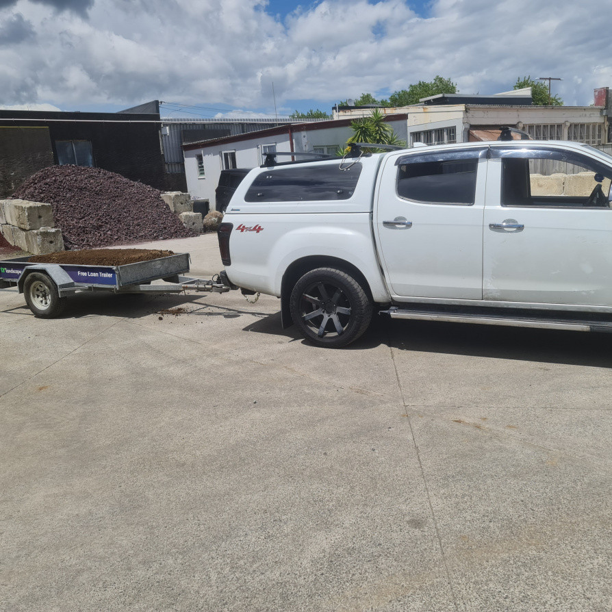Top soiling garden in Papatoetoe