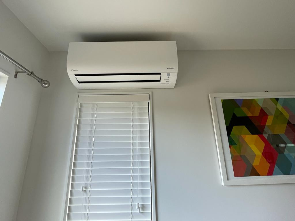 Daikin Hi wall Installation
