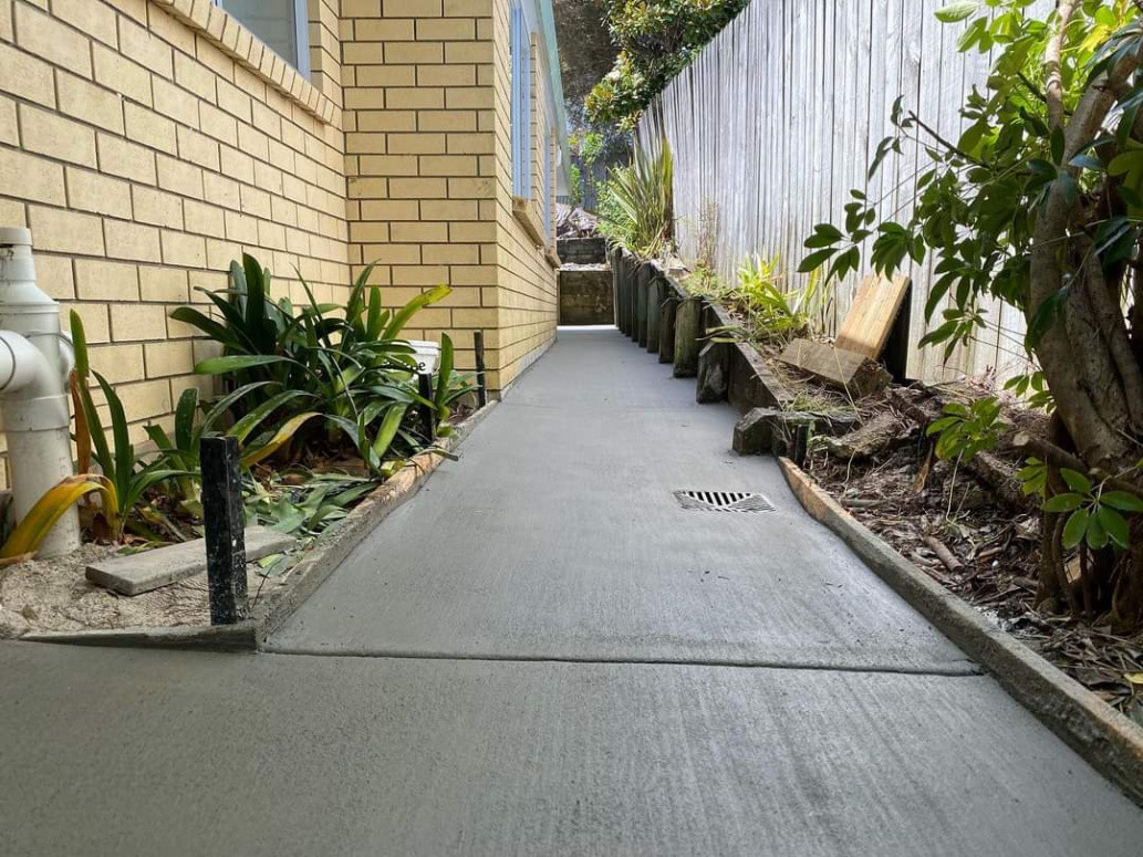 Residential- foot path around house  (Broom finish)