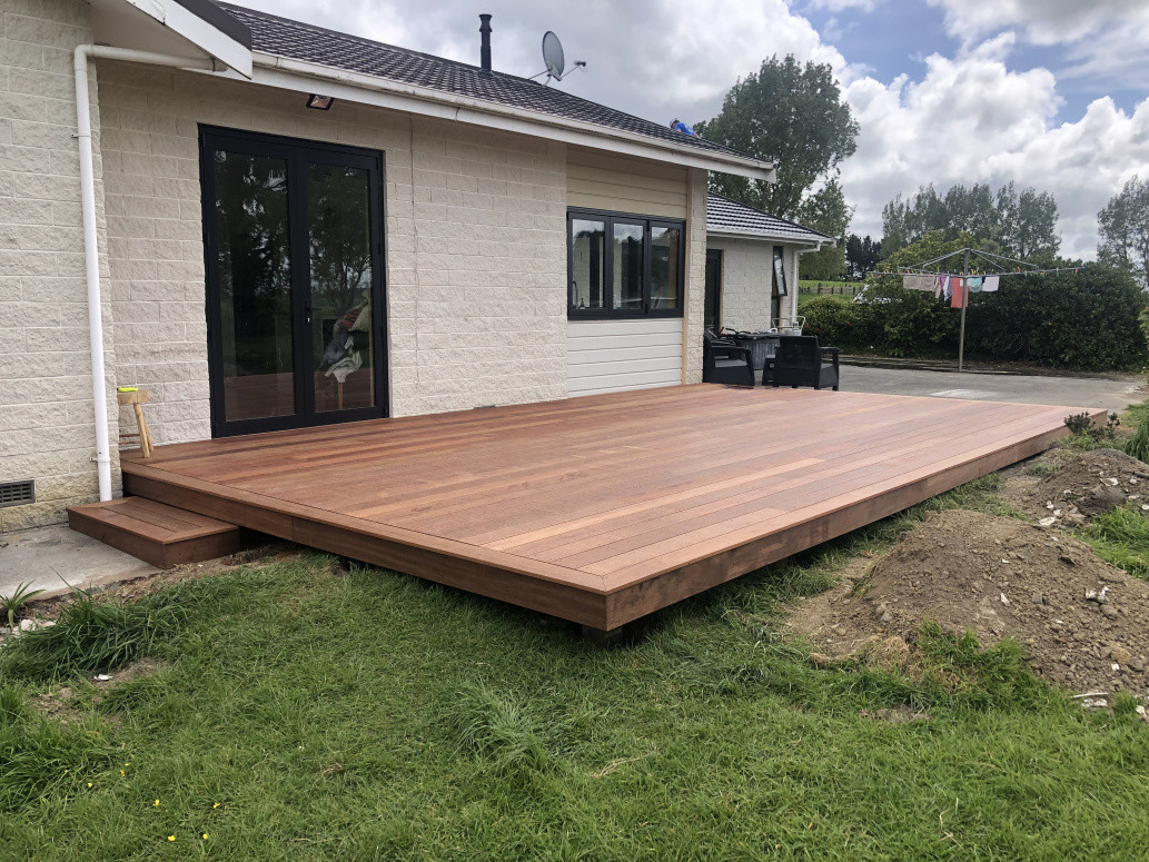 Nice new Kwila Deck! Ready for summer.
