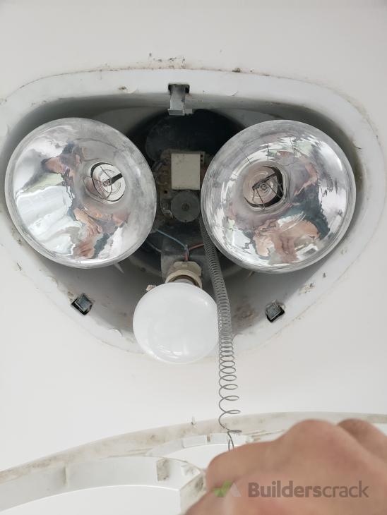 Replace IXL 3in1 exhaust fan and its 3in1 wall switch. ( 859588