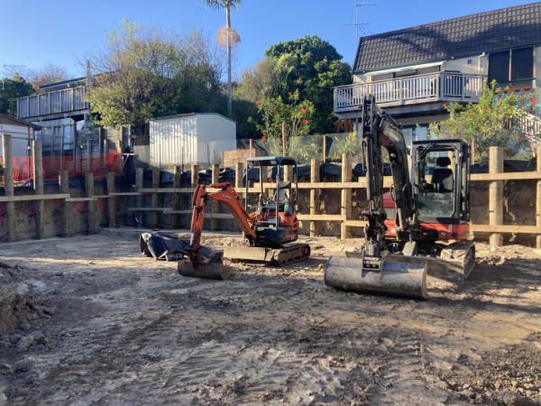 Site foundation works, retaining wall, slab prep