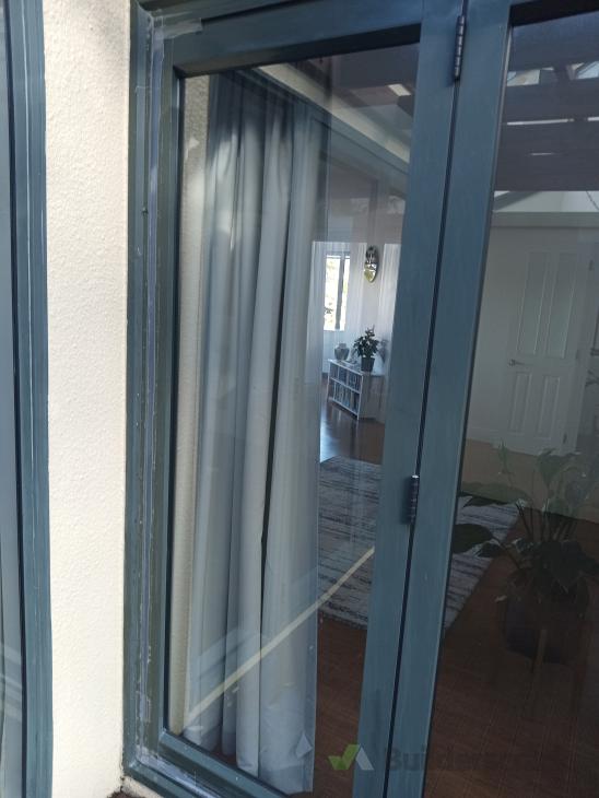 Leaking aluminium windows ( 863284) Builderscrack