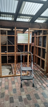 Clean and removed class b asbestos cladding.