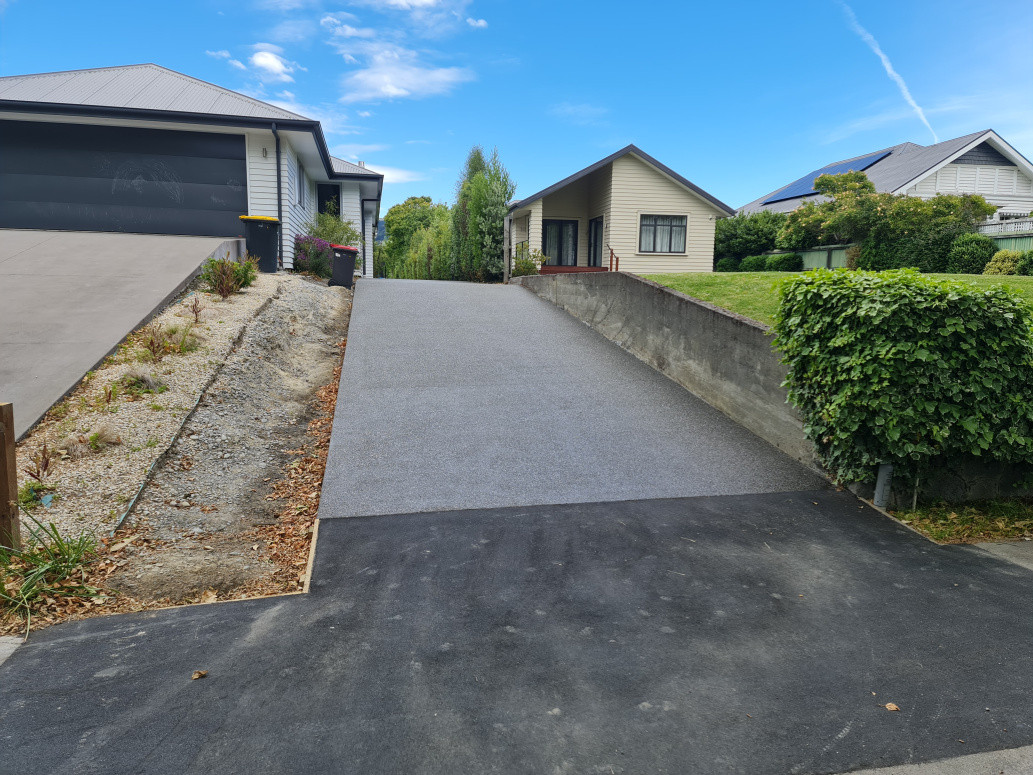 Exposed aggregate driveway