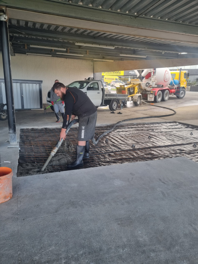 Concrete pump