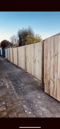 Driveway fence