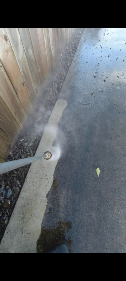 Cleaning that slippery driveway up