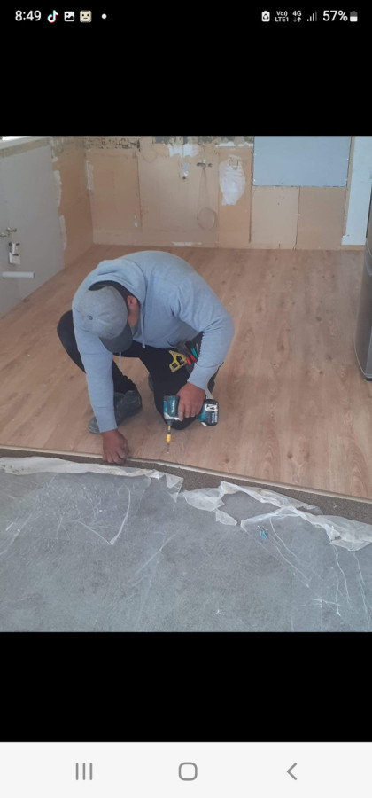 Vinyl flooring installation