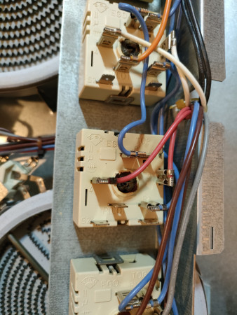 Electrical appliances repair - stove