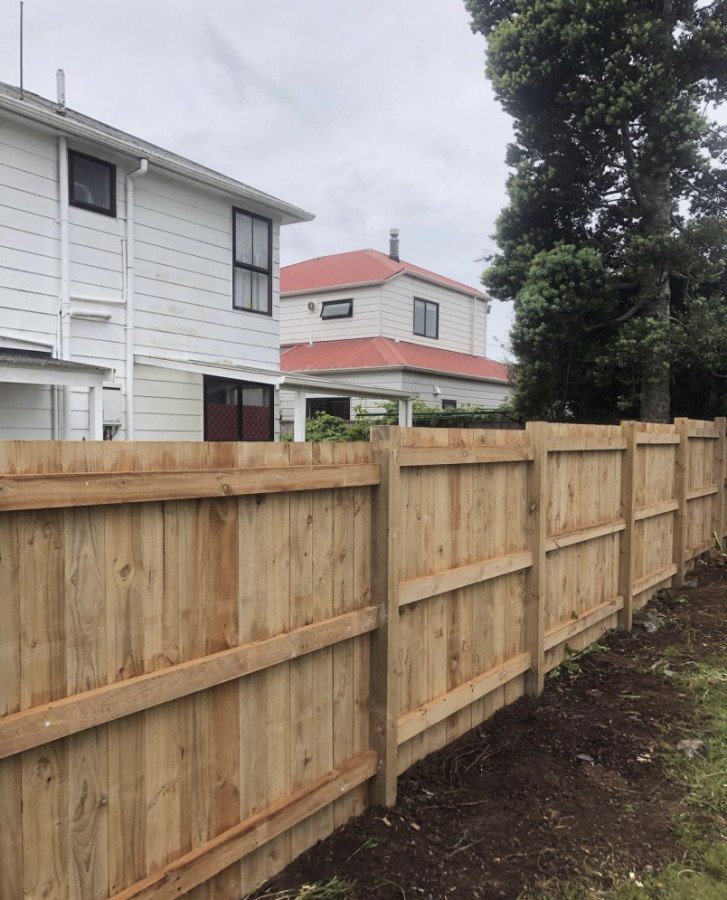 12m Standard Paling Fence 1.8m (Greenlane)