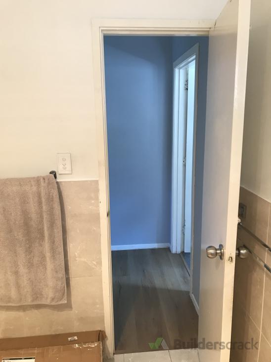 Widen bathroom door ( 884332) Builderscrack