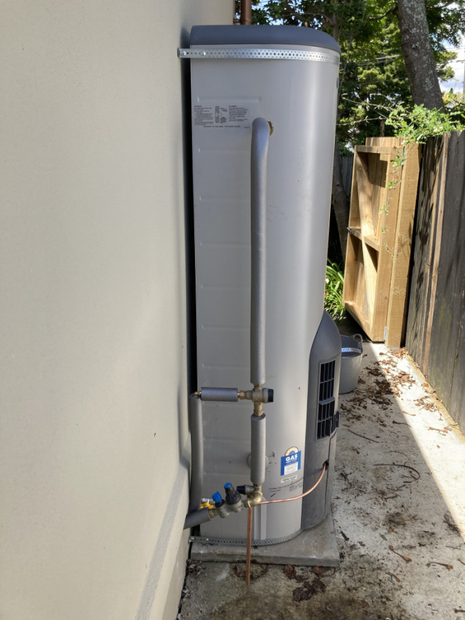 Rheem stellar hot water cylinder installation