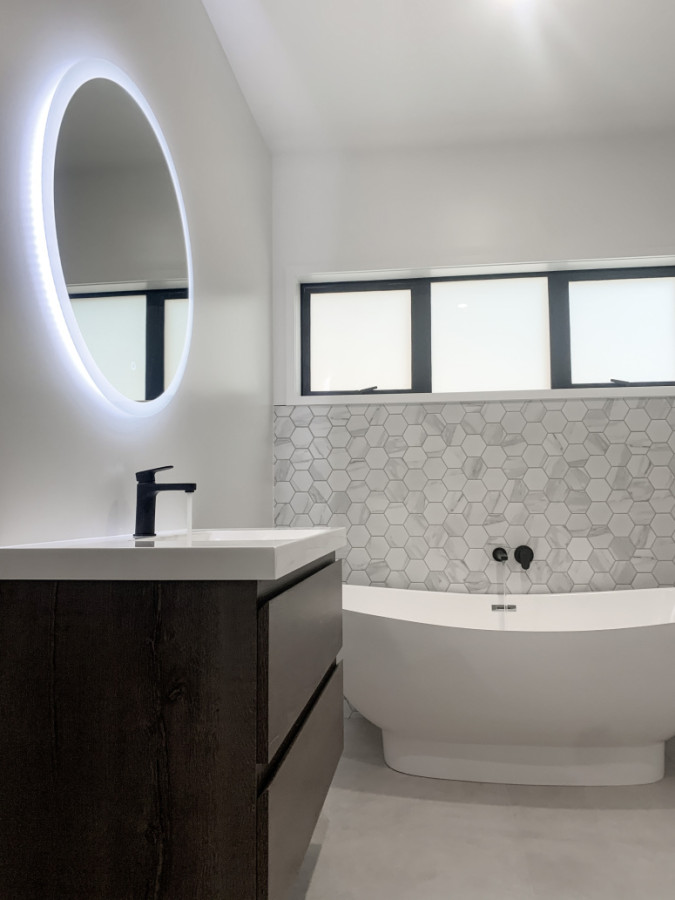 Modern Bathroom in Helensville New Build