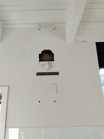 Relocation of PowerPoint to new rangehood height