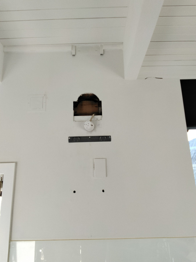 Relocation of PowerPoint to new rangehood height