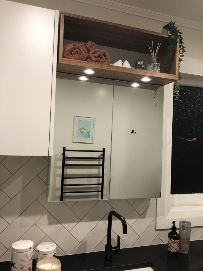 Bathroom shelf in recycled Rimu